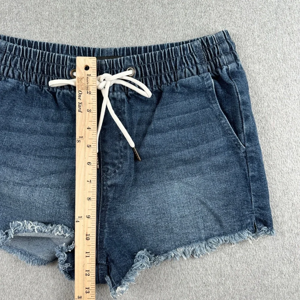 Kendall + Kylie Shorts Womens Medium Blue The Jogger Short Denim Raw Hem Frayed